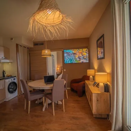 Casa Hermes, Pleasant & Convenient Apartment *